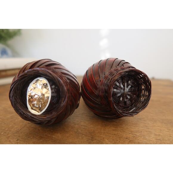 Set of Two Hand Woven Bamboo Ikebana Flower Vase w/Ceramic Insert - Picture 3 of 4